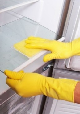 Fridge cleaning